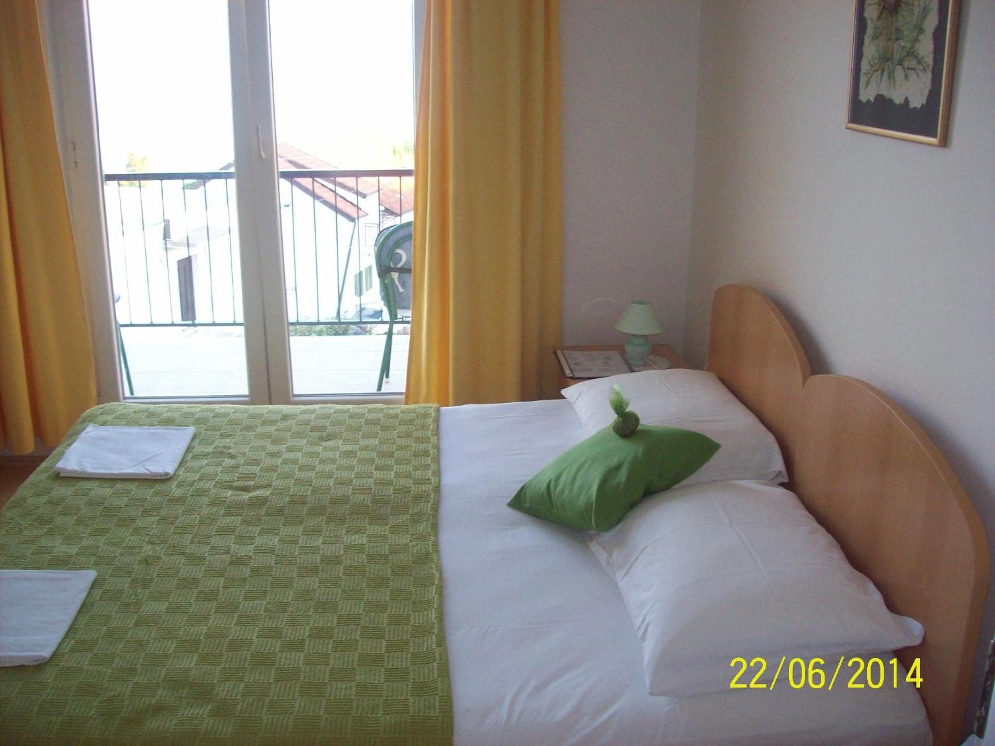 Guesthouse بوداكا المظهر الخارجي الصورة